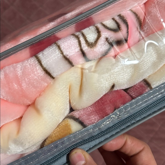 Baby blanket - Picture 2 of 2